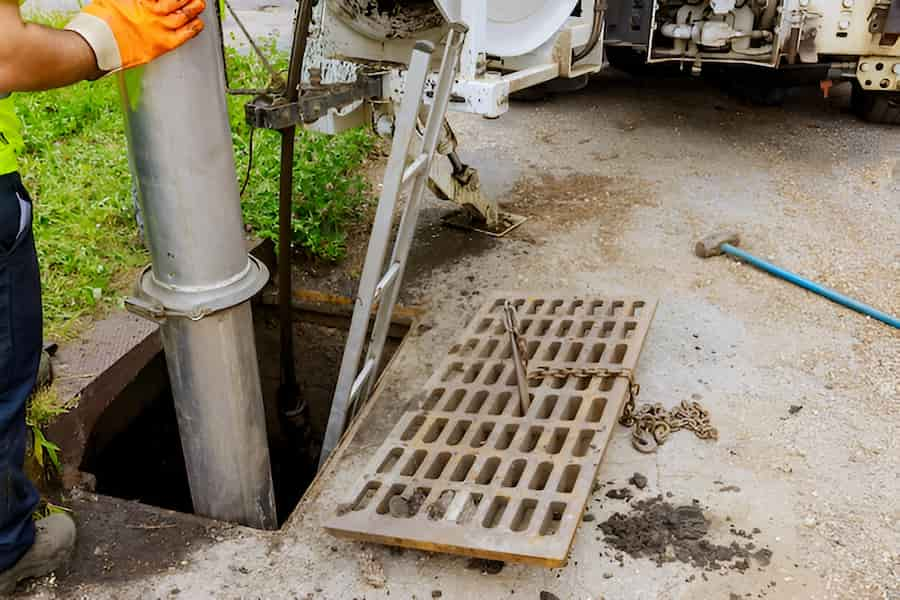 Blocked Drain Milton Keynes: Cost of Professional Unblocking Services